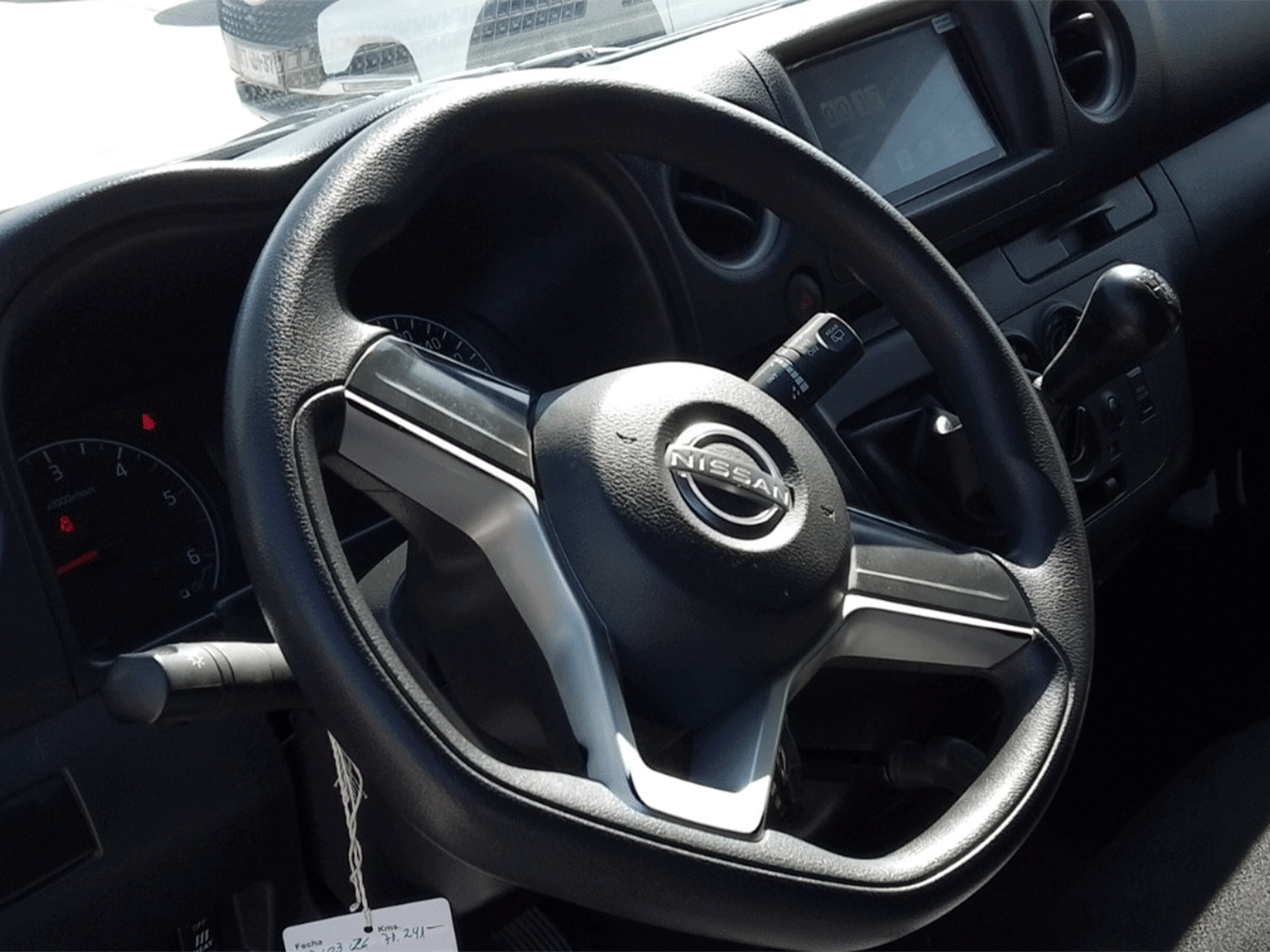Nissan URVAN 4X2 2.5 2023 - Foto 2 de 10
