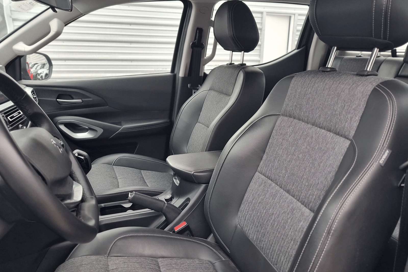 PEUGEOT LANDTREK 4X4 1.9 2022 - Imagen 5 de 12