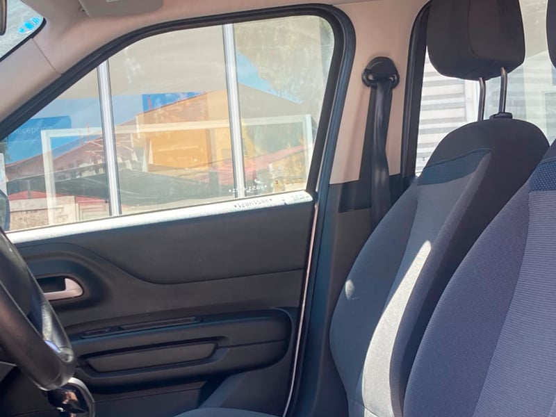 Citroën C3 PURETECH 4X2 1.2 2024 - Imagen 7 de 12
