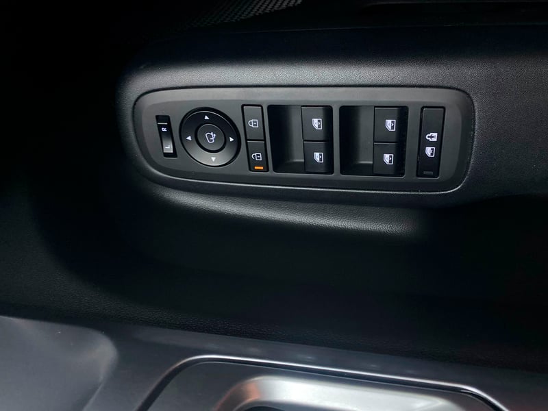 Hyundai SANTA FE MX5 GDI 4X4 2.5 AUT 2025 - Imagen 4 de 12