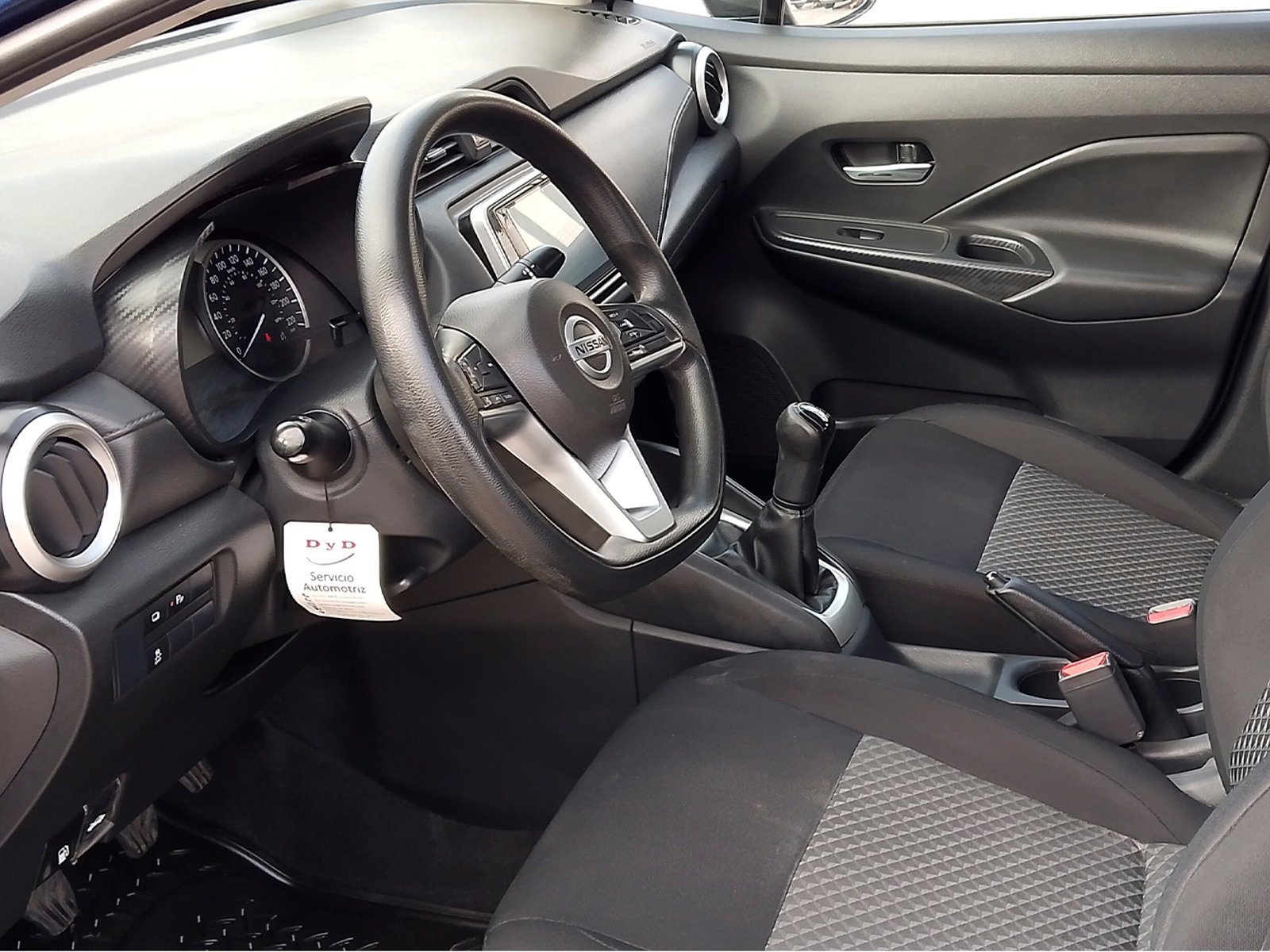 Nissan VERSA MT 1.6 2023 - Foto 5 de 12
