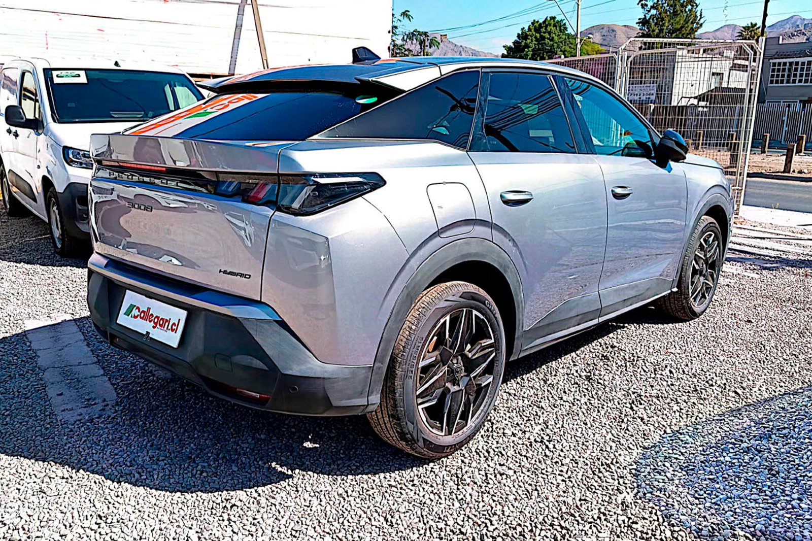 PEUGEOT 3008 ALLURE 1.2 AUT 2025 - Imagen 10 de 12