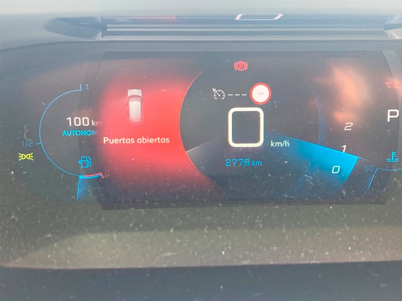 Peugeot 208 PURETECH 130 1.2 AUT 2024 - Imagen 4 de 12