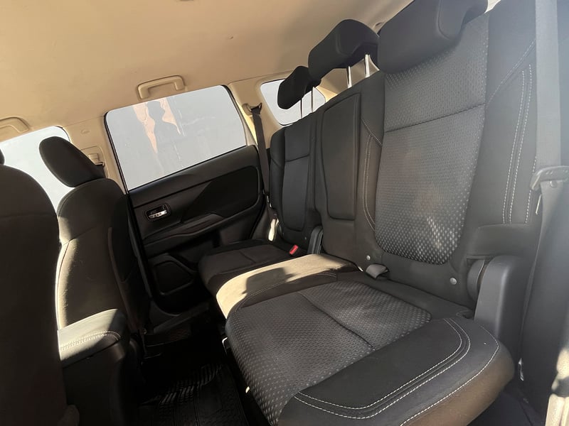 Mitsubishi OUTLANDER 2.0 2021 - Imagen 7 de 12