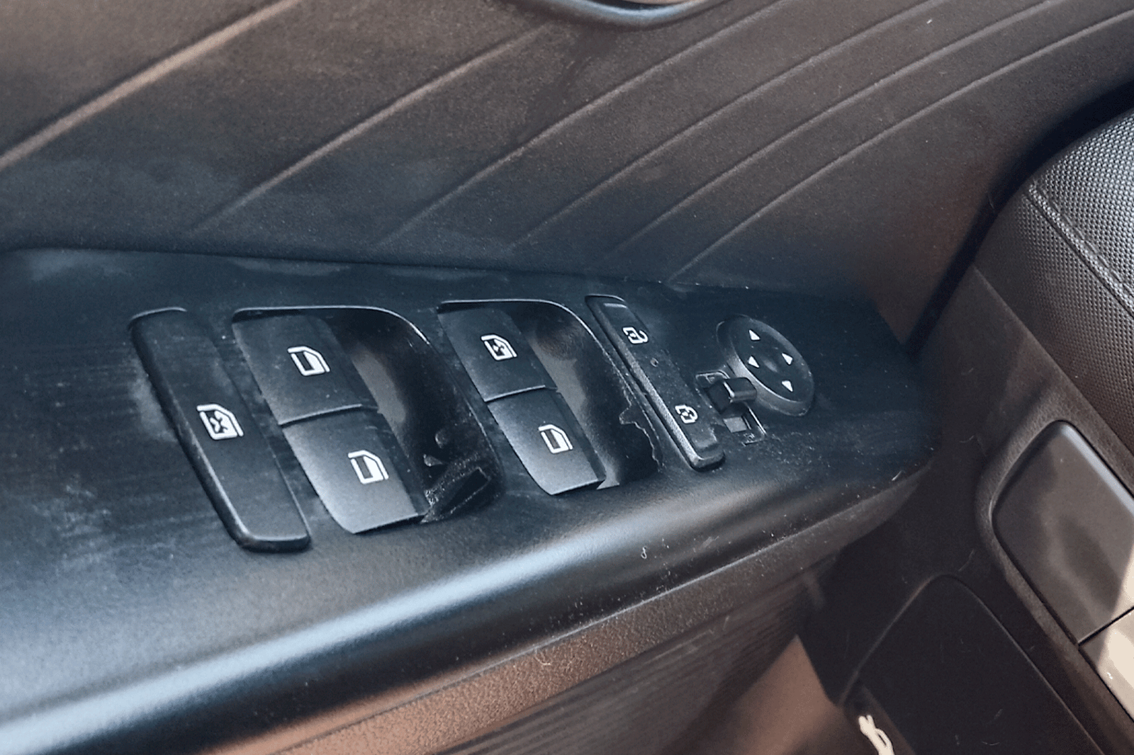 HYUNDAI ACCENT 1.5 2025 - Imagen 4 de 12