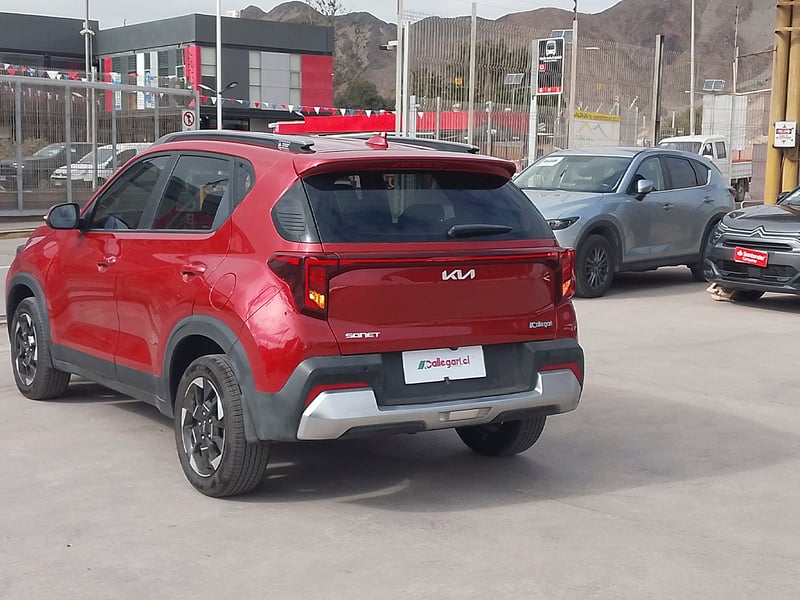 Kia SONET EX 4X2 MT 1.5 2024 - Imagen 10 de 12
