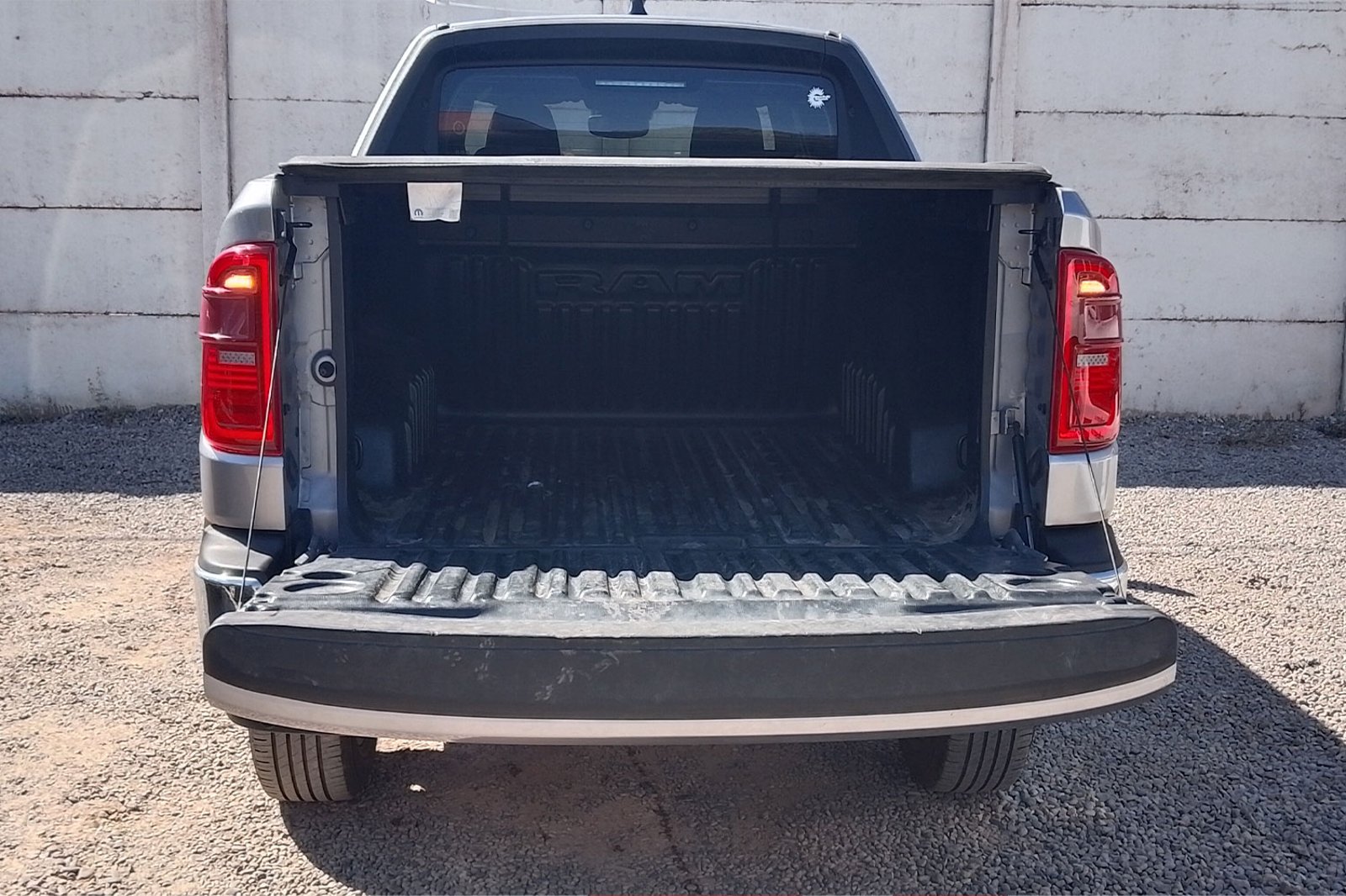 RAM RAMPAGE DS LARAMIE 4X4 2.0 AUT 2025 - Imagen 10 de 12