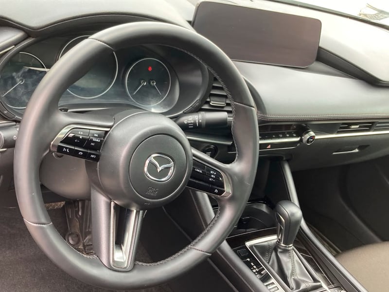 Mazda 3 SEDAN 4X2 2.0 AUT 2025 - Imagen 6 de 12