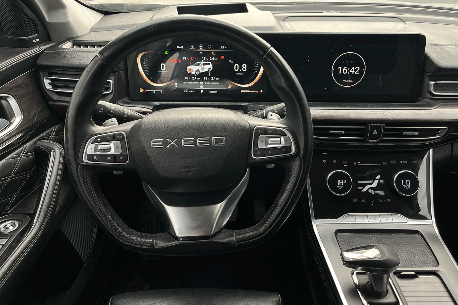 Exeed BORN FOR MORE VX UNLIMITED 4X4 2.0 AUT 2025 - Imagen 3 de 12