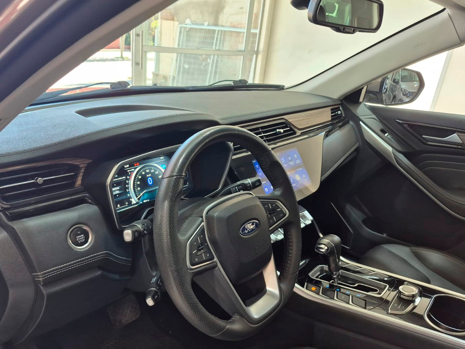 Ford TERRITORY 1.5 AUT 2023 - Foto 2 de 12