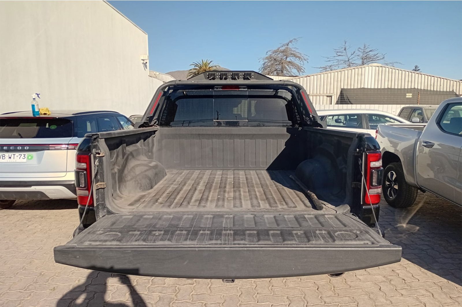 RAM 1500 REBEL CREW DCAB 4X4 5.7 AUT 2022 - Imagen 11 de 12
