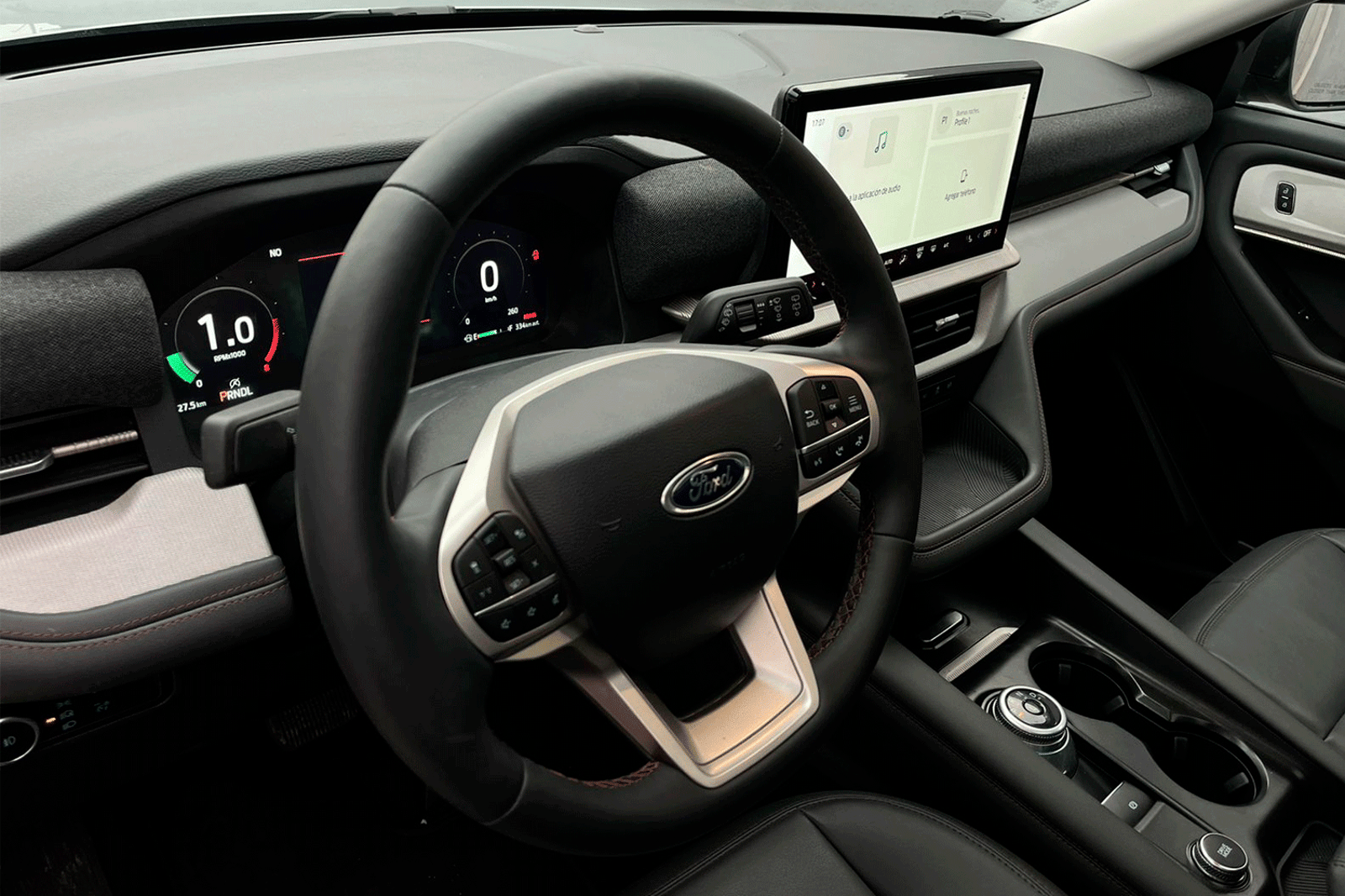 FORD EXPLORER ACTIVE 4X4 2.3 AUT 2025 - Imagen 4 de 12