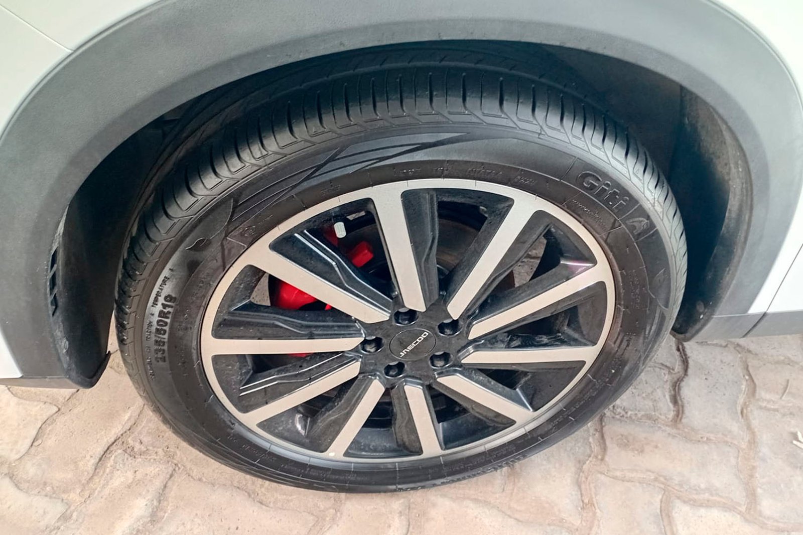 JAECOO J7 1.6T PRIME 2024 - Imagen 8 de 12