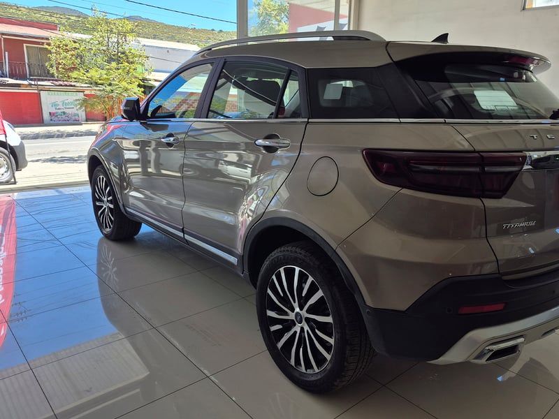 Ford TERRITORY 1.5 AUT 2023 - Imagen 9 de 12