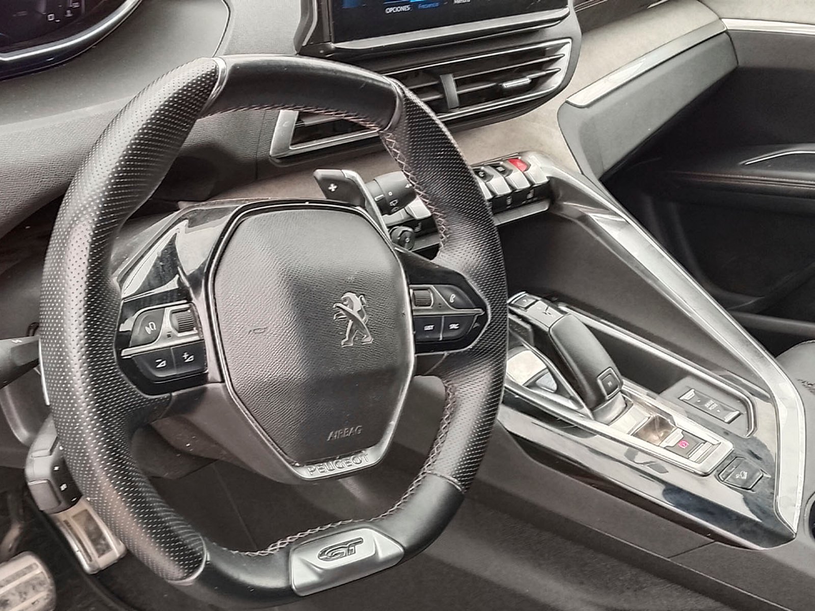 Peugeot 5008 BLUEHDI 130 1.5 AUT 2023 - Foto 4 de 12
