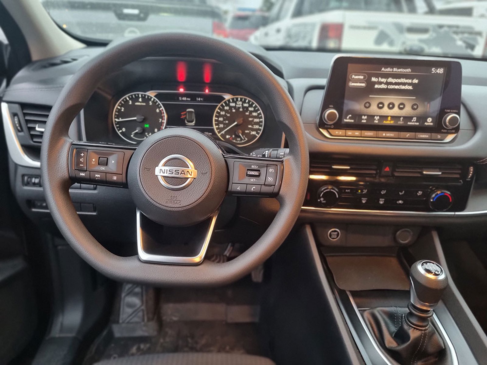 Nissan QASHQAI TURBO 1.3 2023 - Foto 3 de 12