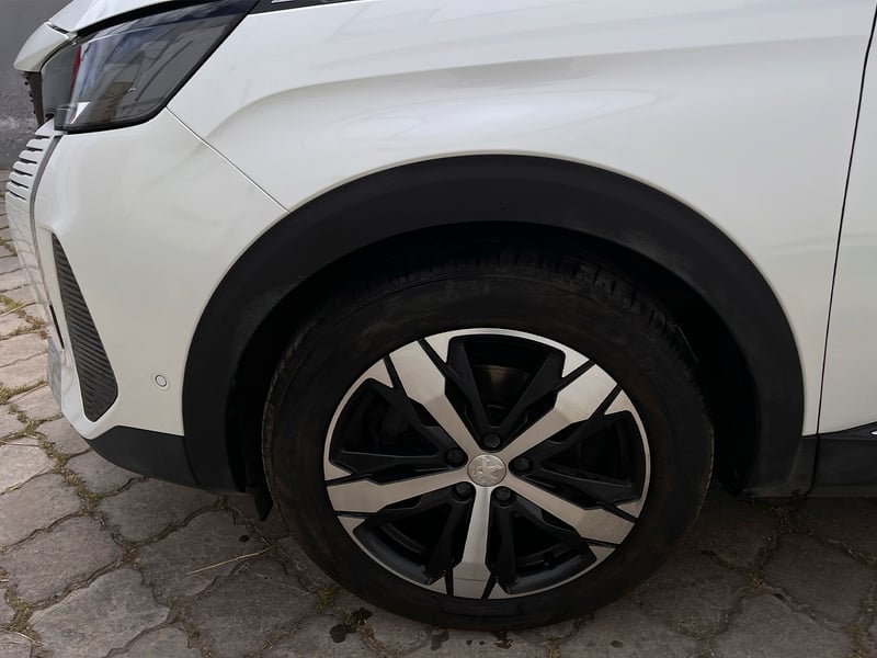 Peugeot 3008 BLUE HDI 130 EAT8 1.5 AUT 2023 - Imagen 12 de 12