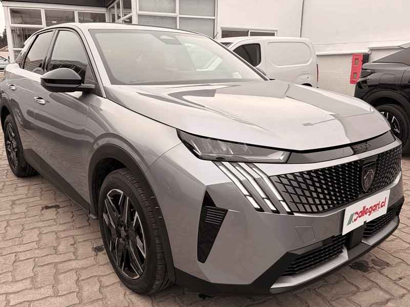 Peugeot New 3008 PREMIERE MHEV 136 eDCT6 2025 - Imagen 9 de 12