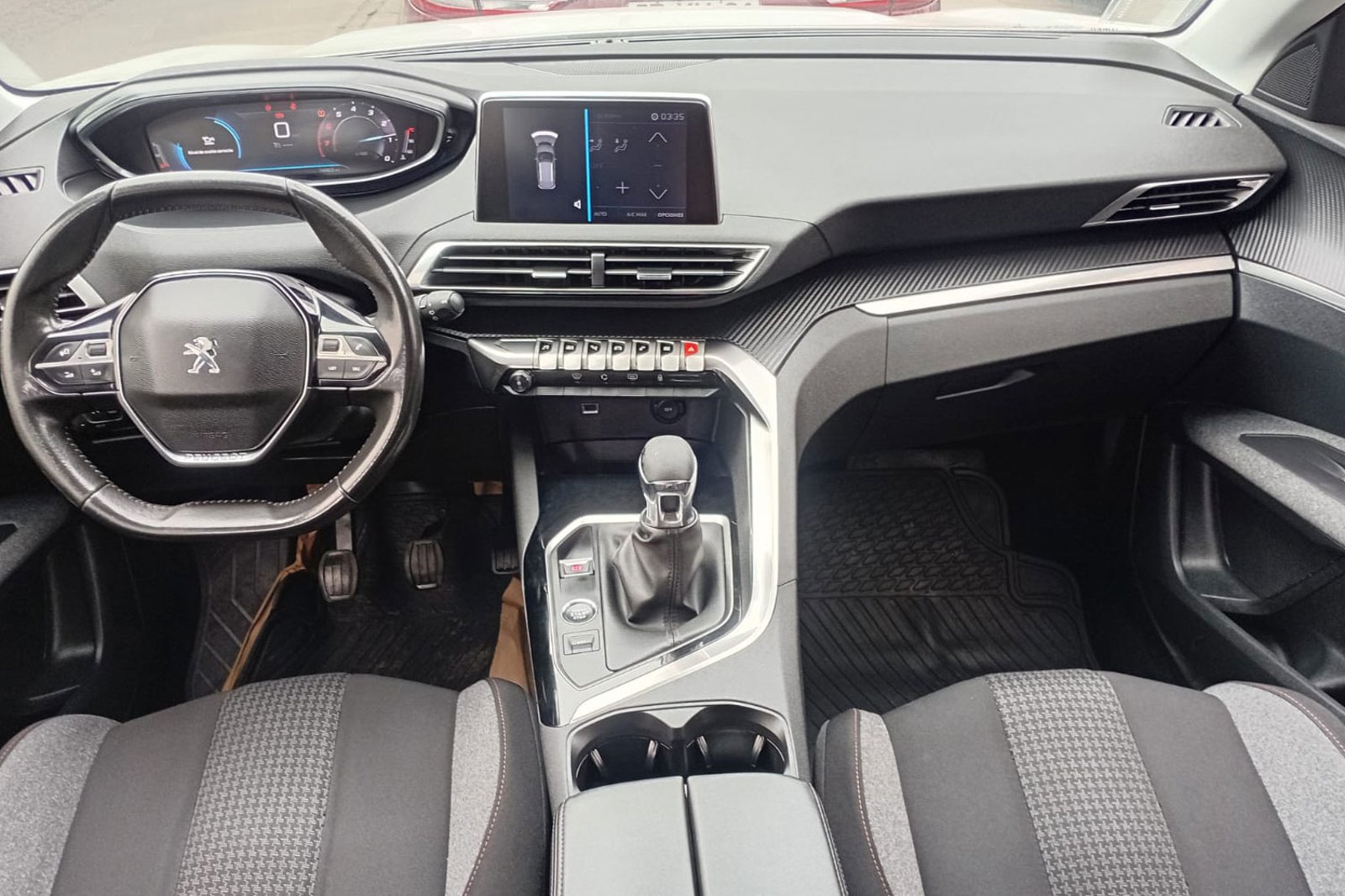 PEUGEOT 3008 PURETECH 1.2L 2023 - Imagen 6 de 12