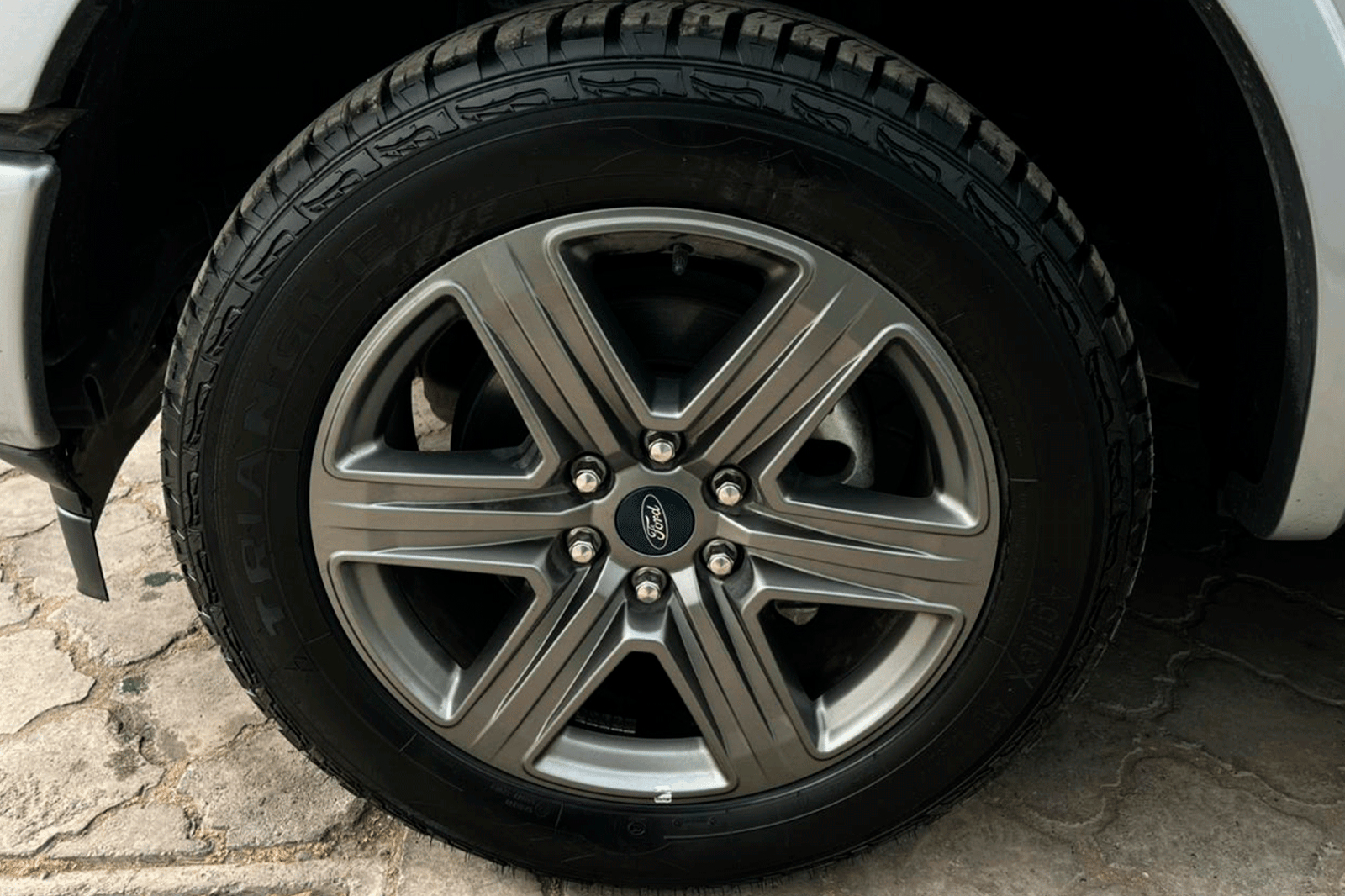 FORD F150 LARIAT 4X4 5.0 AT 2021 - Imagen 9 de 11