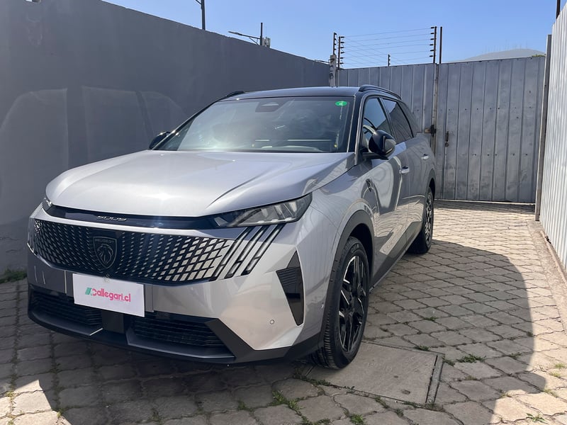 Peugeot 5008 MHEV 1.2 AUT 2026