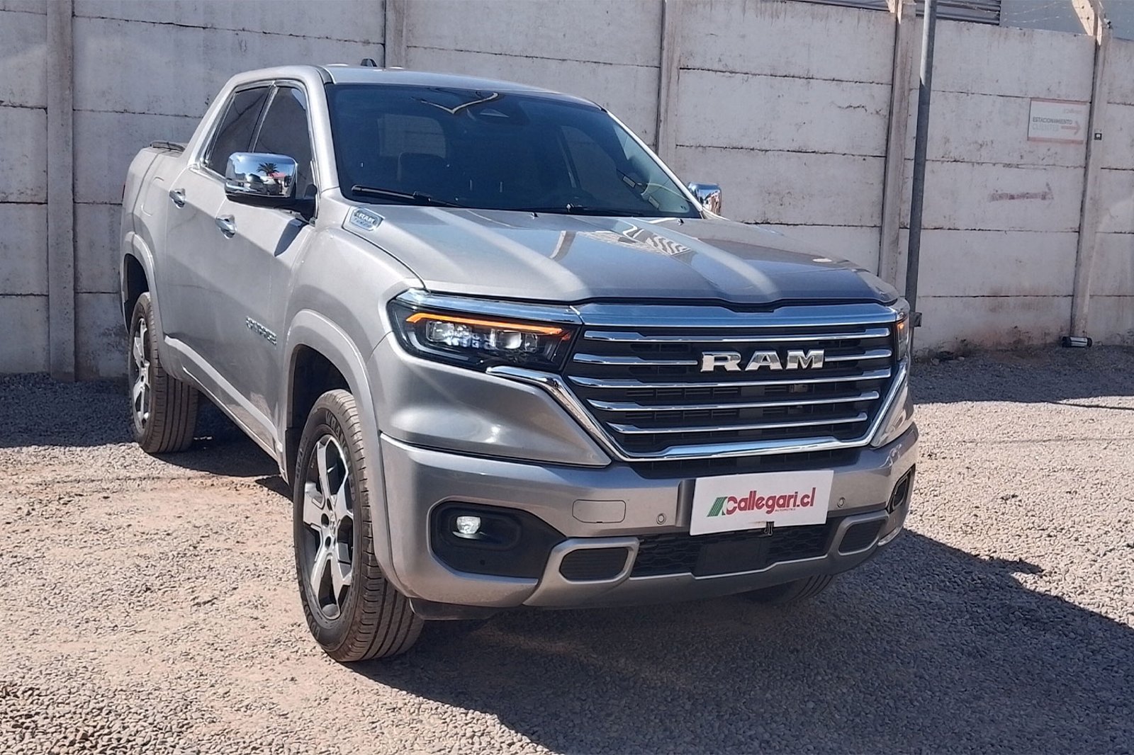 RAM RAMPAGE DS LARAMIE 4X4 2.0 AUT 2025 - Imagen 8 de 12