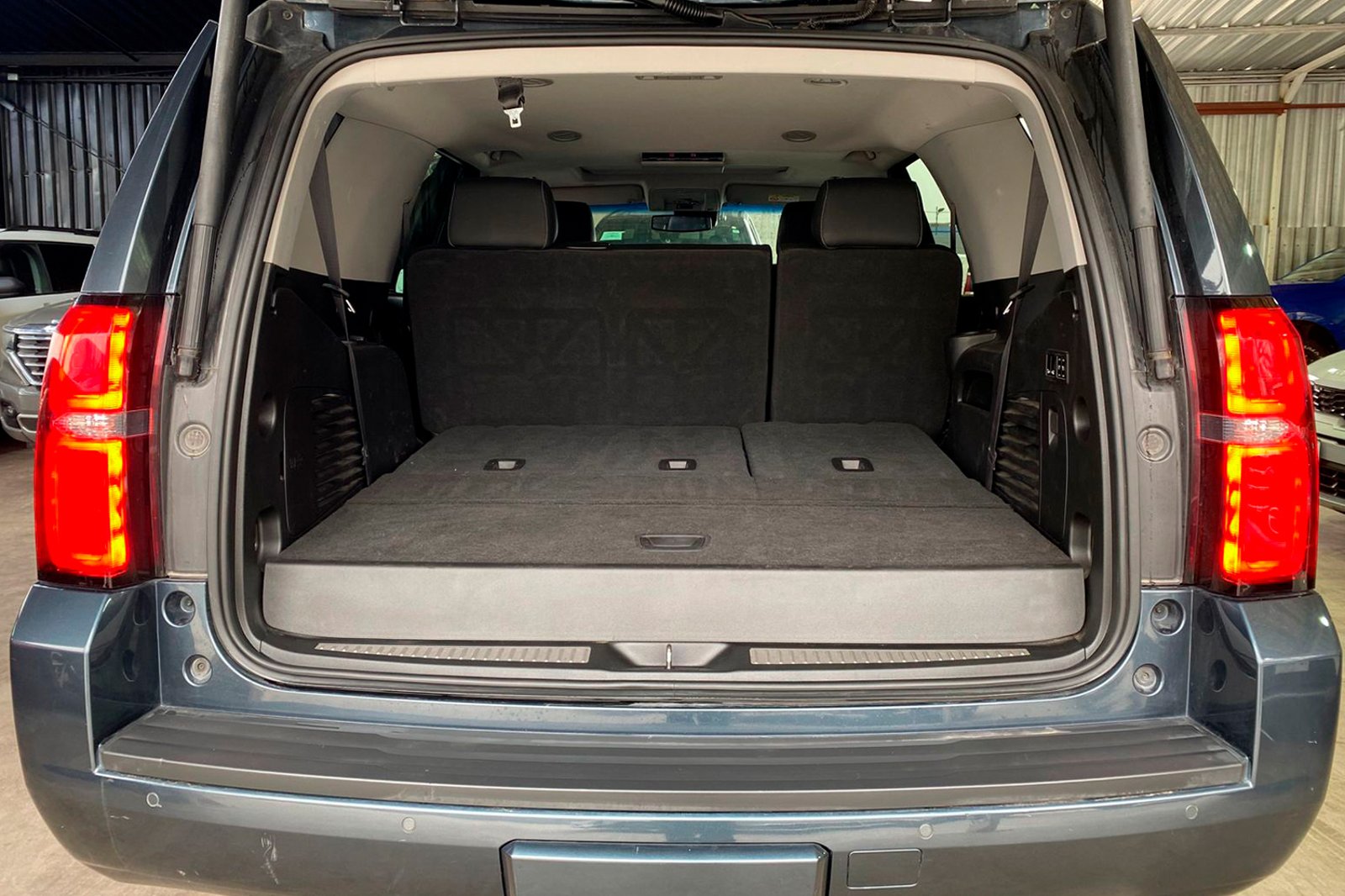 CHEVROLET TAHOE 4X4 5.3 AUT 2020 - Imagen 11 de 12