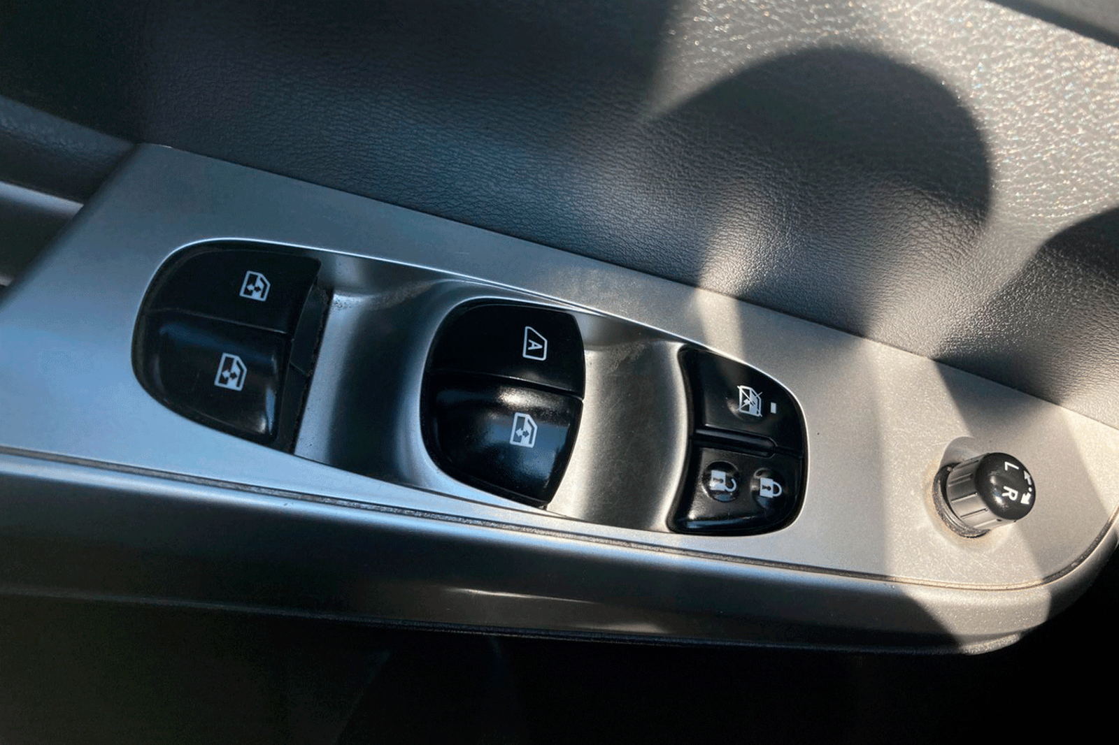DFSK D1 LUXURY 4X4 2.3 2025 - Imagen 4 de 12