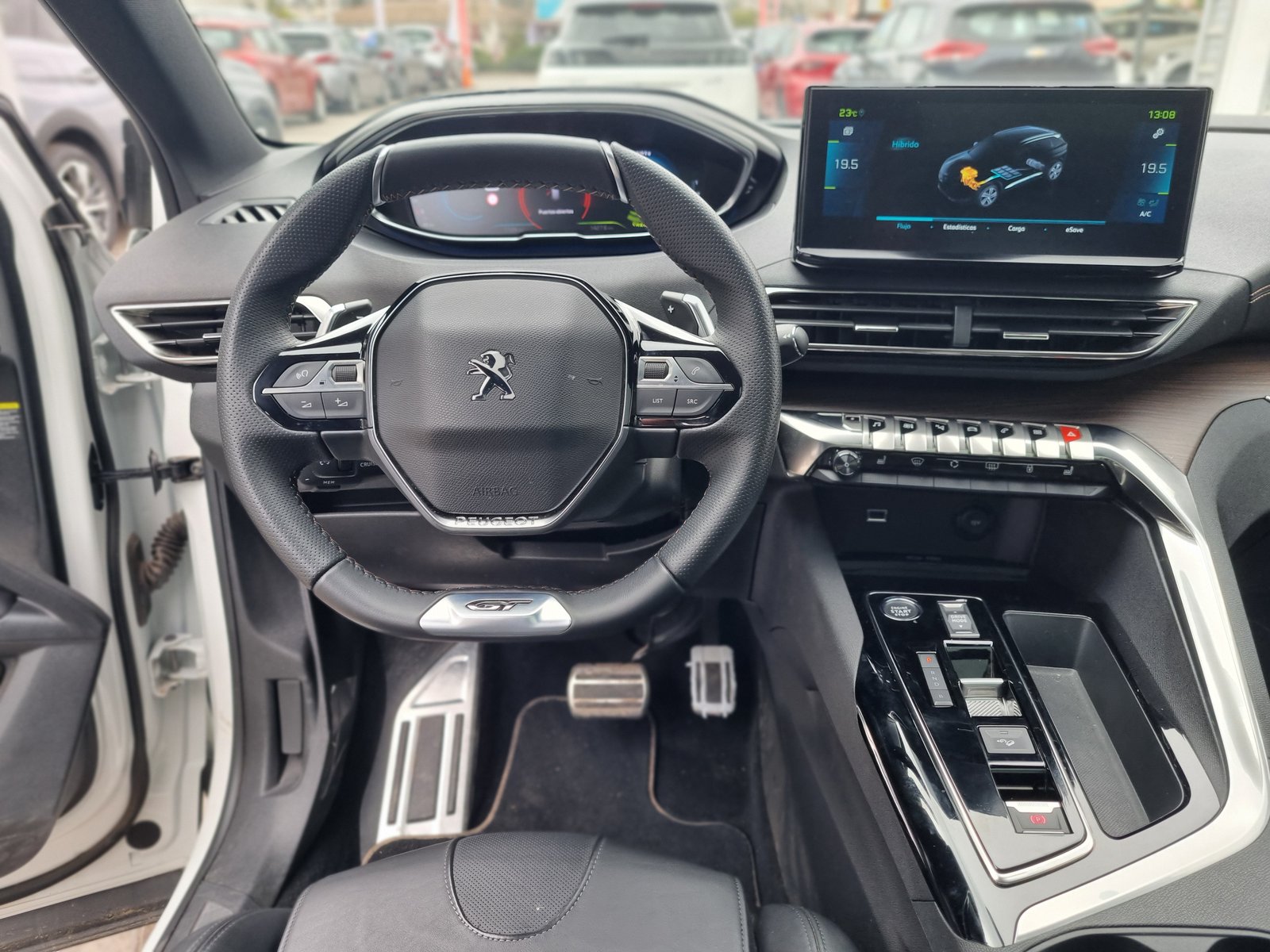 Peugeot 3008 GT HYBRID4 300 eEAT8 2025 - Foto 3 de 11