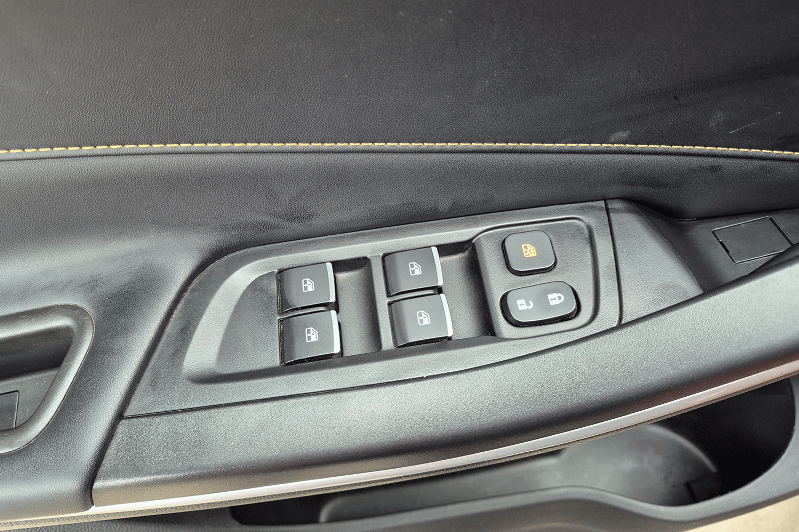 JAC JS4 LUXURY HB 1.5 2024 - Imagen 6 de 12