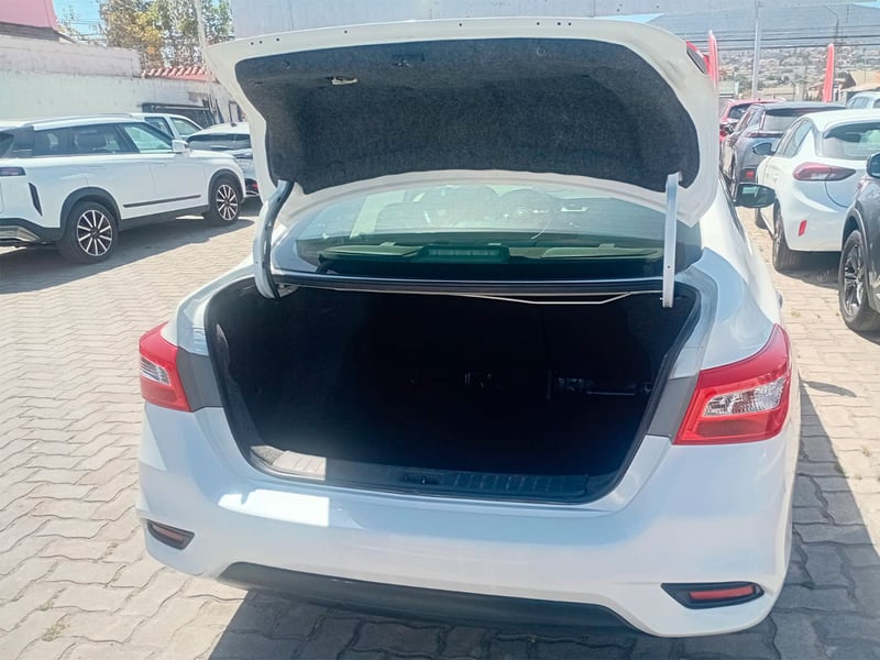 Nissan SENTRA 1.8 AT 2020 - Imagen 12 de 12