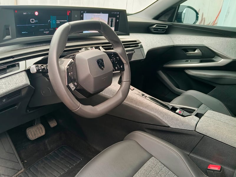 Peugeot 3008 ALLURE 1.2 AUT 2026 - Imagen 4 de 11