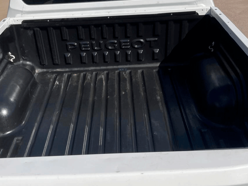 Peugeot Landtrek Active BlueHDi 180 4x4 AT 2024 - Imagen 8 de 11