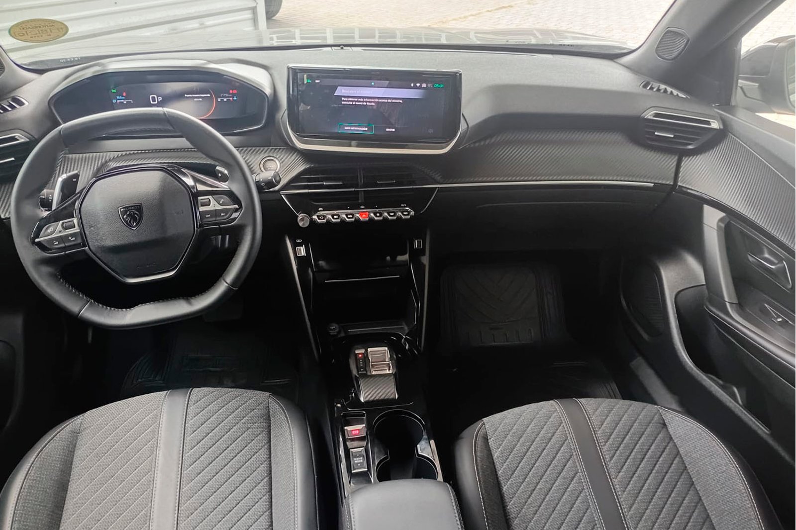 PEUGEOT 2008 MCA Allure Puretech 130 EAT8 2024 - Imagen 4 de 12