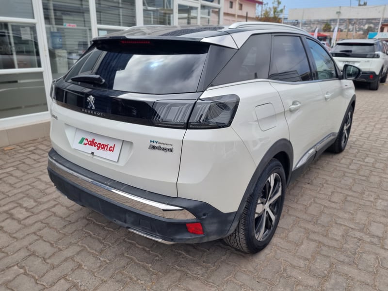 Peugeot 3008 GT HYBRID4 300 eEAT8 2025 - Imagen 9 de 11