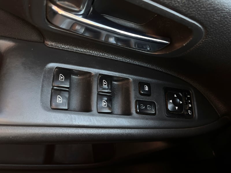 Mitsubishi OUTLANDER 2.0 2021 - Imagen 4 de 12