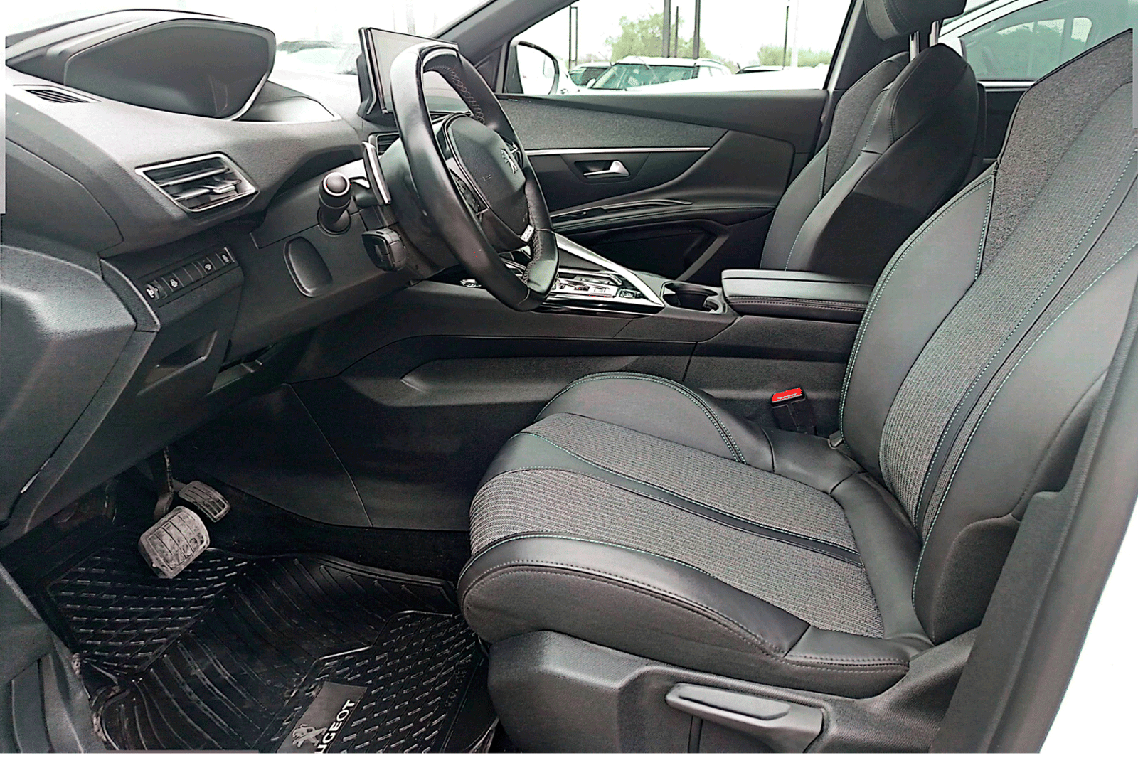 PEUGEOT 5008 BLUEHDI 130 1.5 AUT 2023 - Imagen 8 de 12