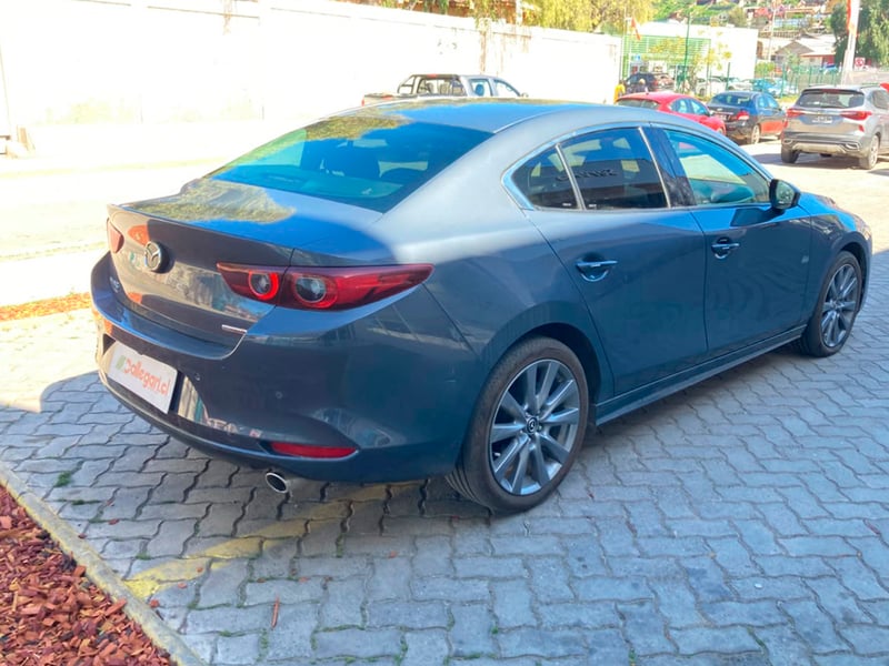 Mazda 3 SEDAN 4X2 2.0 AUT 2025 - Imagen 9 de 12