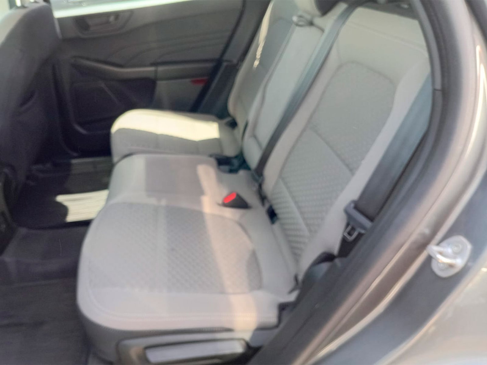 Ford ESCAPE FHEV 2.5 AUT 2023 - Foto 2 de 11