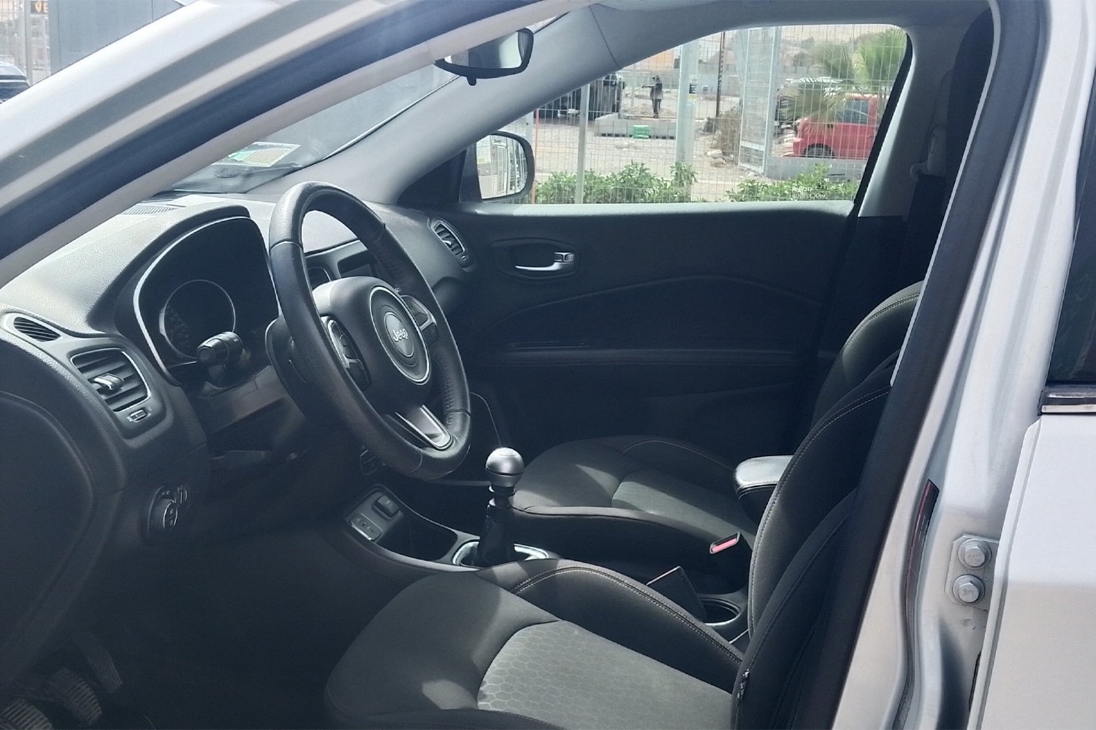 Jeep ALL NEW COMPASS SPORT LX 2.4 2019 - Imagen 5 de 12