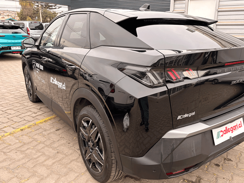 Peugeot New 3008 PREMIERE MHEV 136 eDCT6 2025 - Imagen 12 de 12