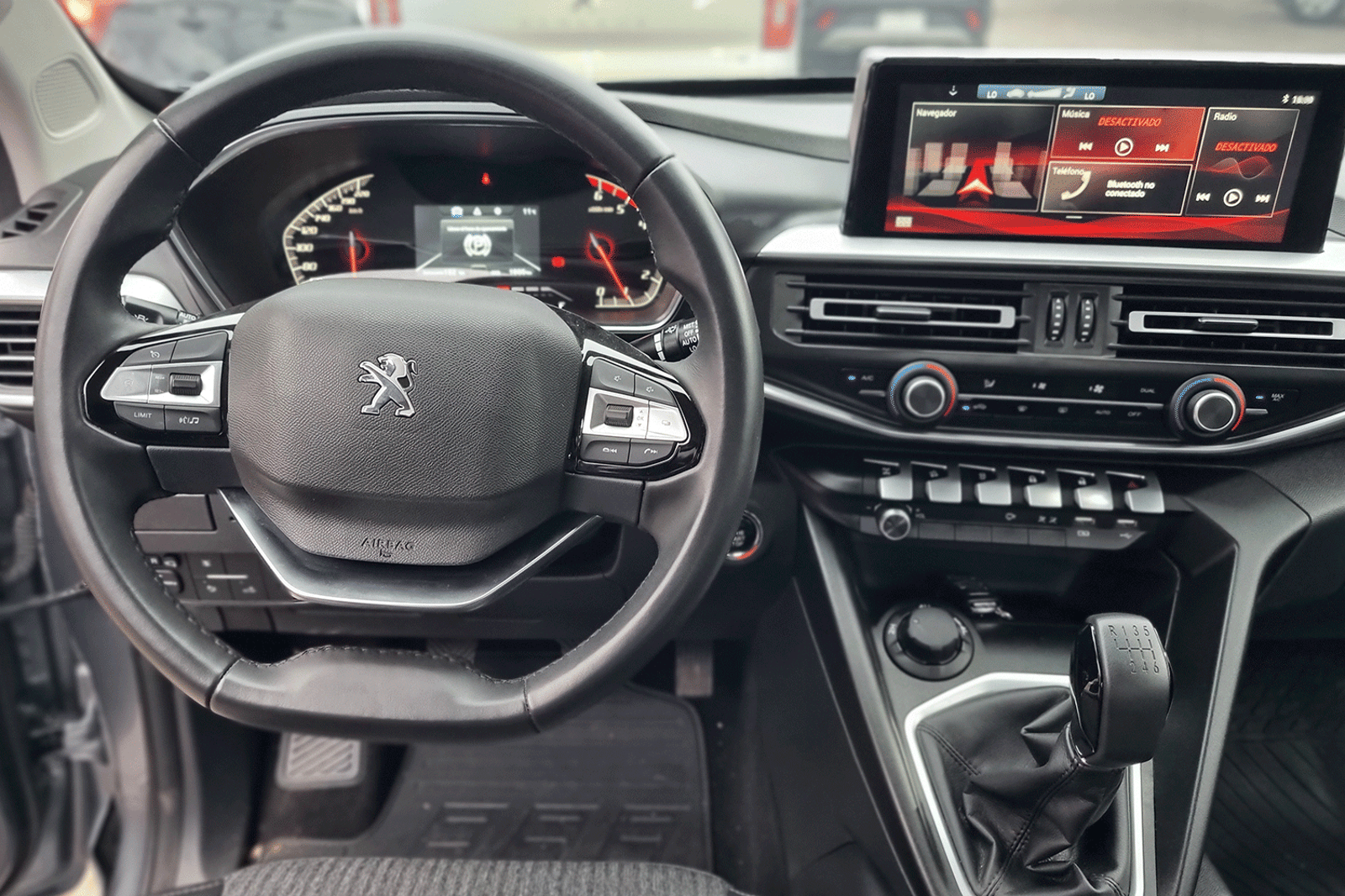 PEUGEOT LANDTREK 4X4 1.9 2022 - Imagen 6 de 12