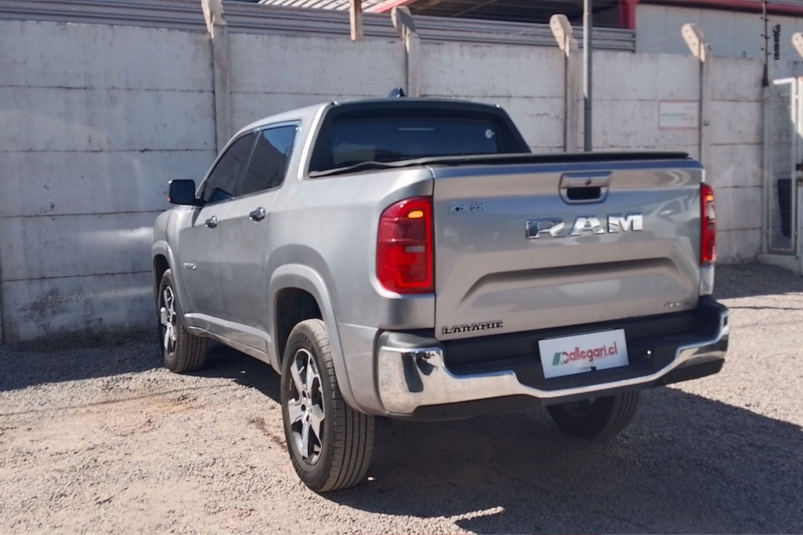 RAM RAMPAGE DS LARAMIE 4X4 2.0 AUT 2025 - Imagen 9 de 12