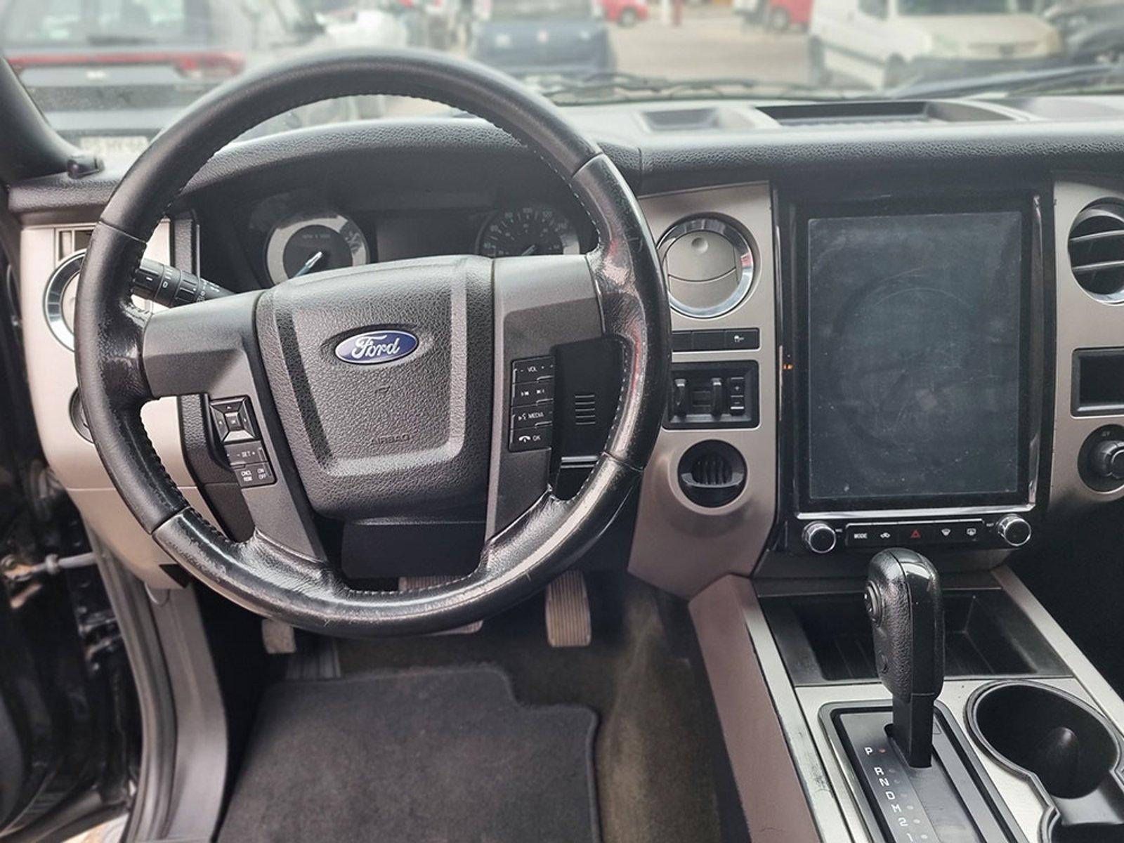 FORD EXPEDITION XLT 3.5 AUT 2017 - Imagen 3 de 12