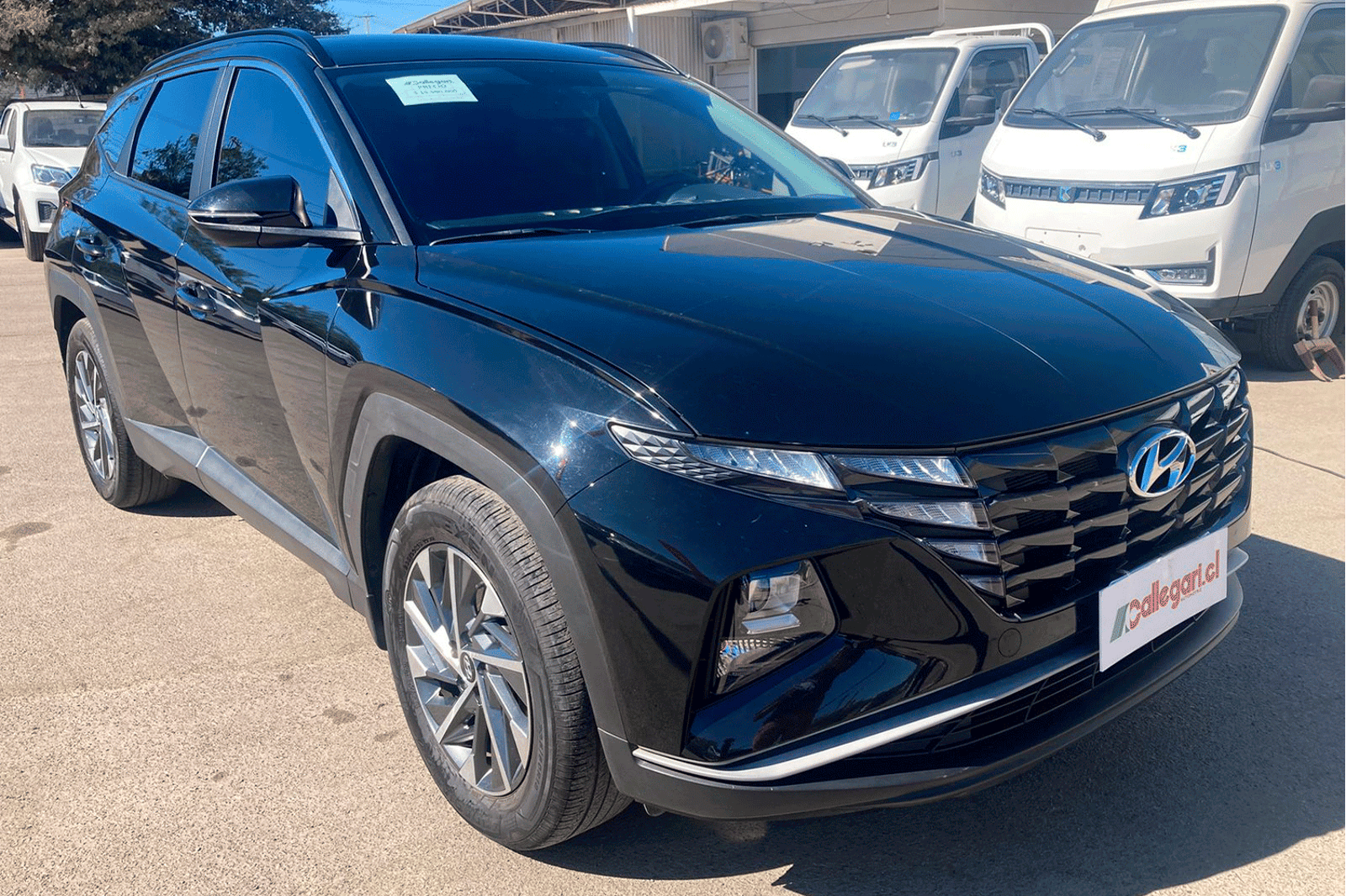 HYUNDAI TUCSON NX4 2.0 AUT 2024 - Imagen 10 de 12