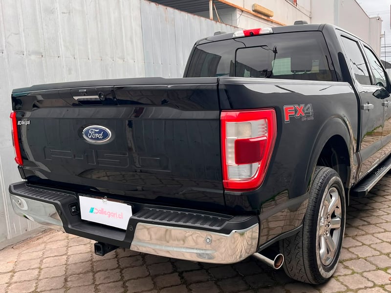 Ford F150 LARIAT LUXURY 4X4 5.0L AUT 2022 - Imagen 10 de 12