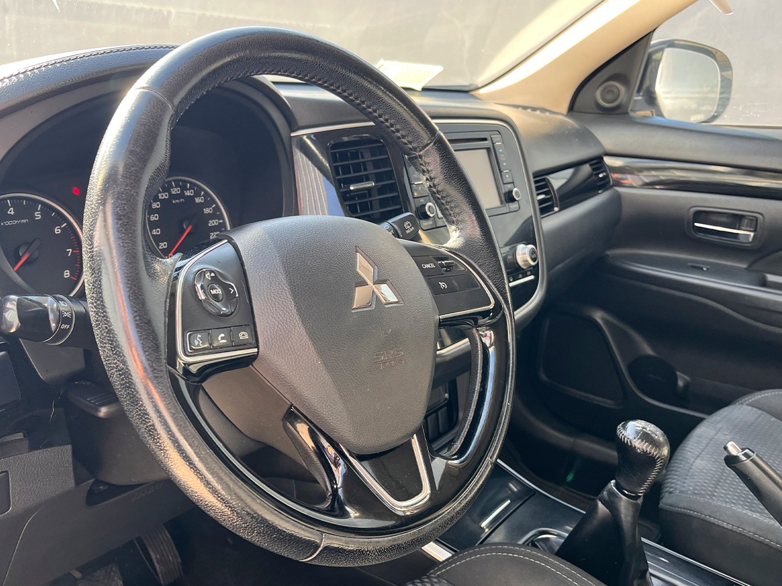 Mitsubishi OUTLANDER 2.0 2021 - Foto 5 de 12