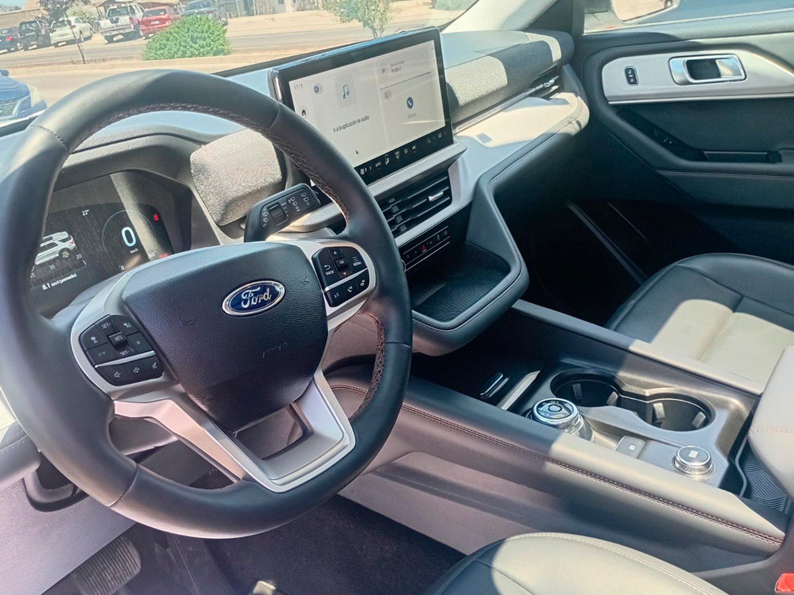 Ford EXPLORER ACTIVE 4X4 2.3 AUT 2025 - Foto 4 de 12