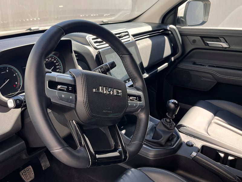 JMC GRAND AVENUE 4X4 2.3 2026 - Imagen 5 de 12