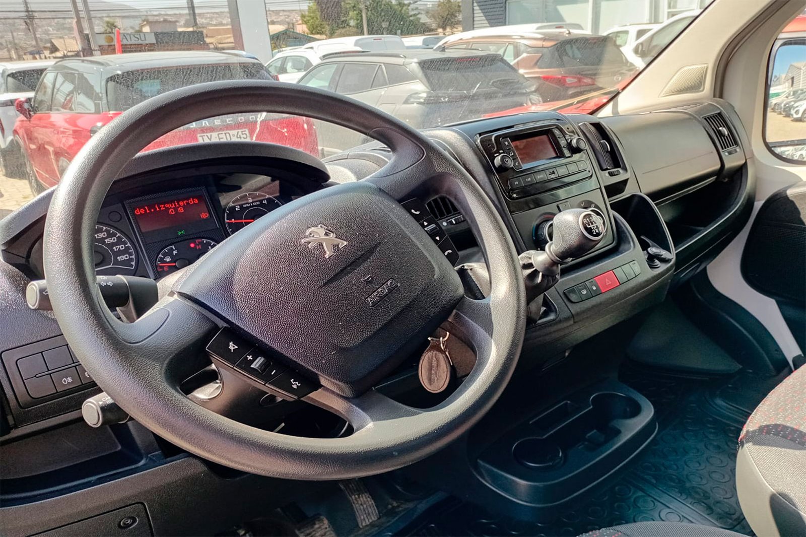 PEUGEOT BOXER L4 BLUEHDI 2.2 2024 - Imagen 5 de 11